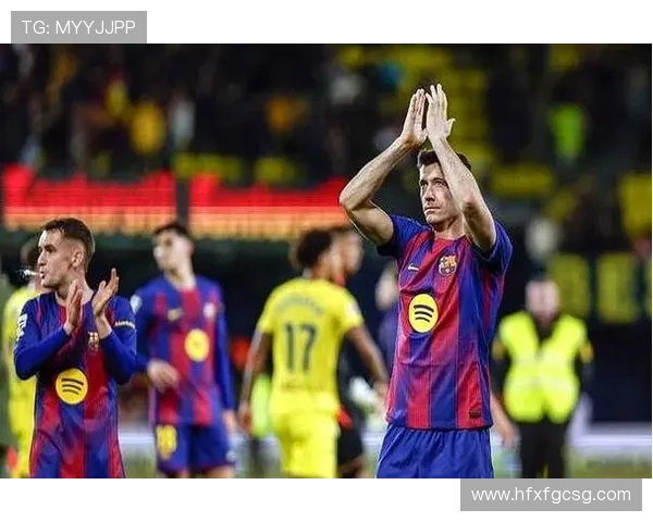 扎哈维透露莱万尚未决定未来沙特俱乐部并未提出报价